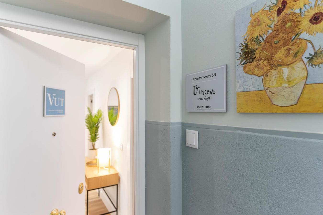 Van Gogh, Confort Y Diseno En El Centro De กิฮอน ภายนอก รูปภาพ