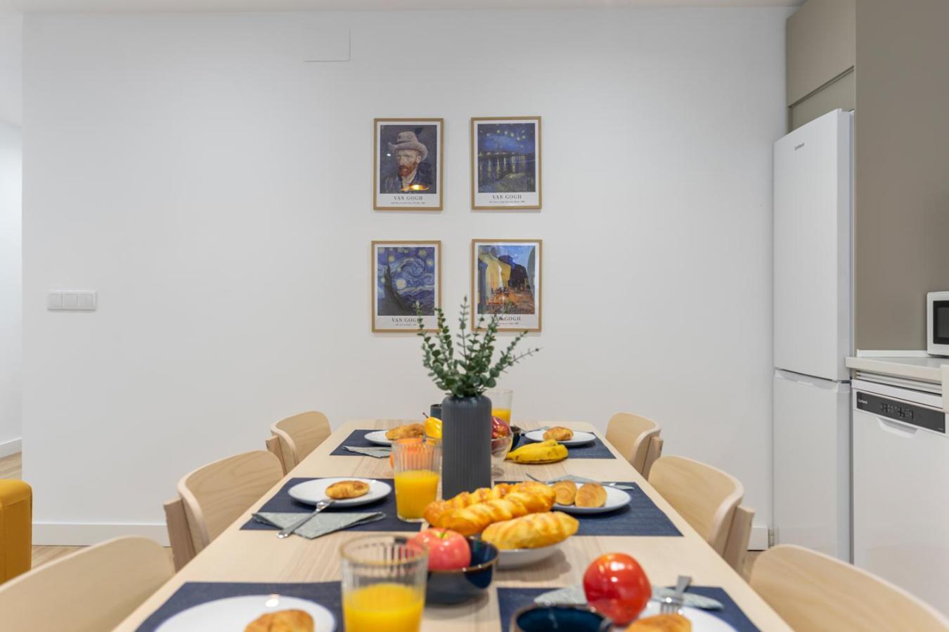 Van Gogh, Confort Y Diseno En El Centro De กิฮอน ภายนอก รูปภาพ